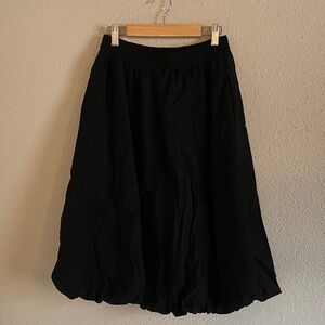 Chic Black Midi Skirt for Women